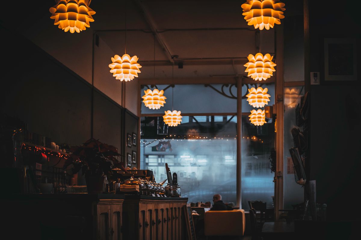 Intérieur de restaurant, photographie d’illustration